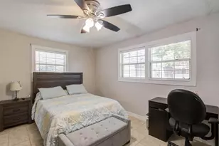 5423 N Shady Creek Dr, Houston, TX 77017 - Photo 15