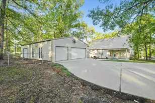 245 Shadow Dr, Hemphill, TX 75948 - Photo 27