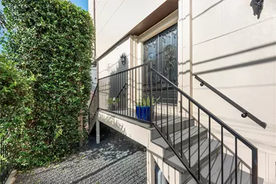 1102 W 15th 1/2 Street #A, Houston, TX 77008 - Photo 3