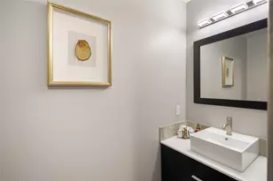 18658 Martinique Dr, Houston, TX 77058 - Photo 31