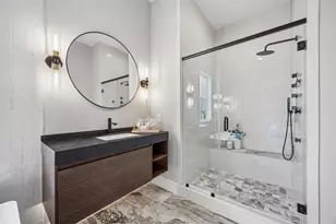 1179 W 19th St, Houston, TX 77008 - Photo 29