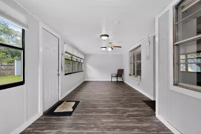 9915 Forest Hollow Drive, Baytown, TX 77521 - Photo 25
