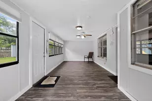 9915 Forest Hollow Dr, Baytown, TX 77521 - Photo 25