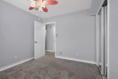 9915 Forest Hollow Drive, Baytown, TX 77521 - Photo 17