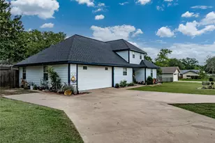 234 Park Dr, La Grange, TX 78945 - Photo 21