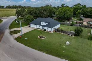 234 Park Dr, La Grange, TX 78945 - Photo 19