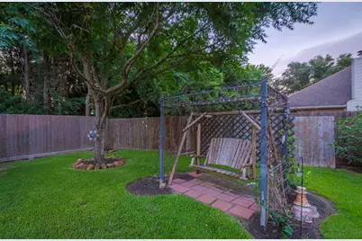 6610 Treeline Drive, Humble, TX 77346 - Photo 31