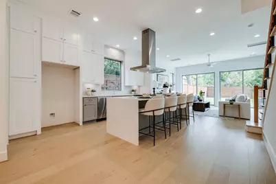 118 E 23rd Street, Houston, TX 77008 - Photo 7