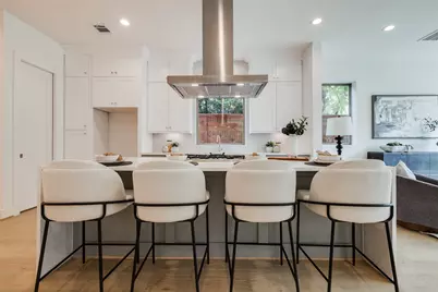 118 E 23rd Street, Houston, TX 77008 - Photo 9