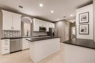 1511 Goodnight Ct, Sugar Land, TX 77479 - Photo 9