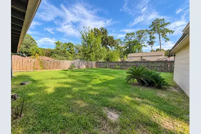 4807 Shatner Drive, Houston, TX 77066 - Photo 11