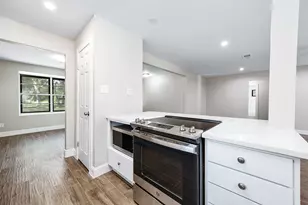 13725 W 6th St, Santa Fe, TX 77517 - Photo 17