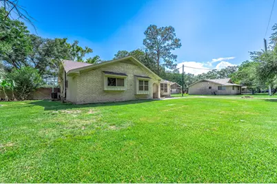 13725 W 6th Street, Santa Fe, TX 77517 - Photo 3