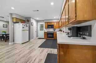 412 Commanche Trail, Wallisville, TX 77597 - Photo 13