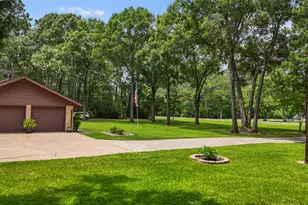 412 Commanche Trail, Wallisville, TX 77597 - Photo 5