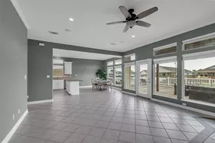 1323 Wahini St, Tiki Island, TX 77554 - Photo 19