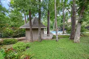 201 Vanderpool Ln, Houston, TX 77024 - Photo 41