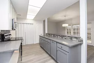201 Vanderpool Ln, Houston, TX 77024 - Photo 19