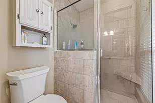 1615 Ainsdale Dr, Houston, TX 77077 - Photo 19