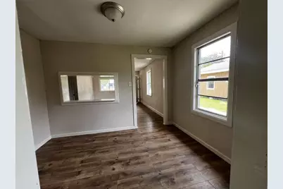 8606 Prairie View Drive, Houston, TX 77088 - Photo 7