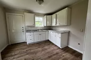 8606 Prairie View Dr, Houston, TX 77088 - Photo 5