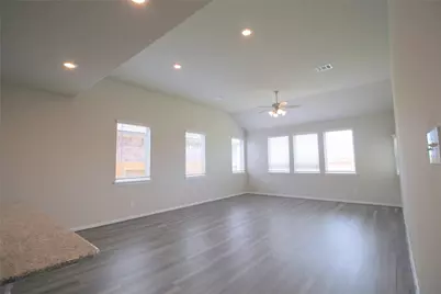 26018 Windy Prairie, Richmond, TX 77406 - Photo 5