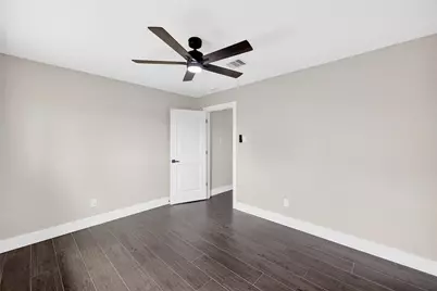 12303 Shelwick Drive, Houston, TX 77031 - Photo 19