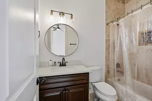 11009 Upland Forest Dr, Houston, TX 77043 - Photo 25