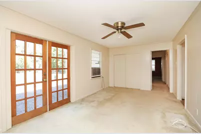 7158 Sharpview Drive, Houston, TX 77074 - Photo 11