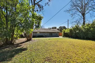 7158 Sharpview Dr, Houston, TX 77074 - Photo 33