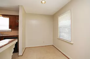 7158 Sharpview Dr, Houston, TX 77074 - Photo 19