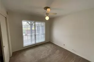 7158 Sharpview Dr, Houston, TX 77074 - Photo 23