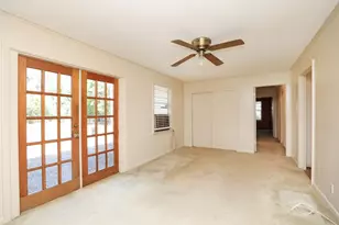 7158 Sharpview Dr, Houston, TX 77074 - Photo 11