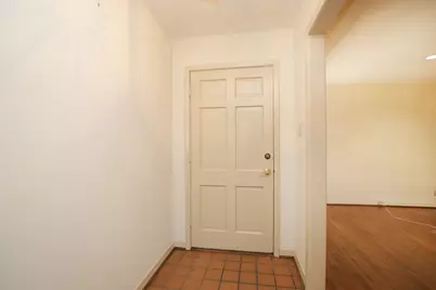 7158 Sharpview Drive, Houston, TX 77074 - Photo 7