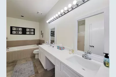 3032 Holly Hall Street #3032, Houston, TX 77054 - Photo 17