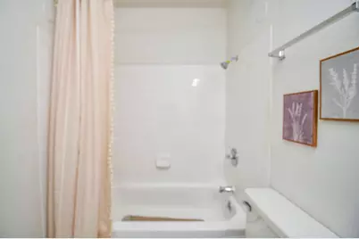 17401 Red Oak Drive #64, Houston, TX 77090 - Photo 9