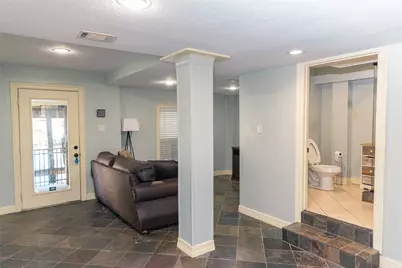 146 Tamana Drive, Galveston, TX 77554 - Photo 11