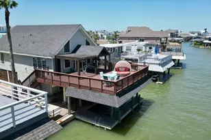 146 Tamana Dr, Galveston, TX 77554 - Photo 5