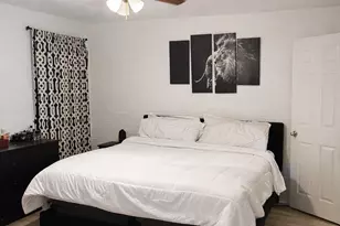 810 Augusta Dr, Houston, TX 77057 - Photo 15