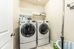 403 Marina View Dr, Webster, TX 77598 - Photo 23