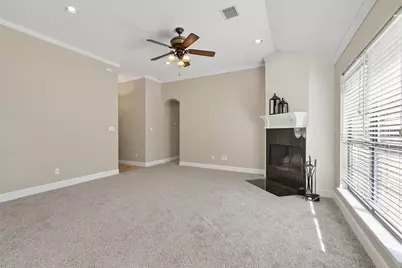 10668 Royal Magnolia Drive, Conroe, TX 77303 - Photo 9