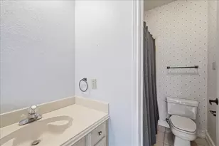 805 Hickory Trail, Orange, TX 77632 - Photo 25