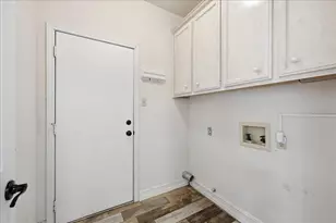 805 Hickory Trail, Orange, TX 77632 - Photo 27