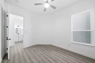 111 Capetown Way, Conroe, TX 77356 - Photo 25