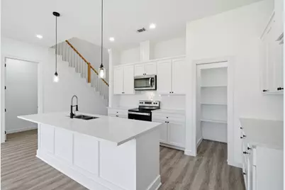 111 Capetown Way, Conroe, TX 77356 - Photo 9