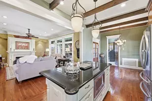 1831 Silkwood Cir, Port Neches, TX 77651 - Photo 11