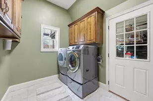 1831 Silkwood Cir, Port Neches, TX 77651 - Photo 27