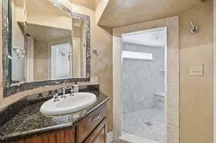 1831 Silkwood Cir, Port Neches, TX 77651 - Photo 29