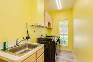 54 Peppermint Ct, Lake Jackson, TX 77566 - Photo 29