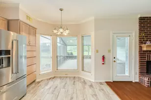 54 Peppermint Ct, Lake Jackson, TX 77566 - Photo 13